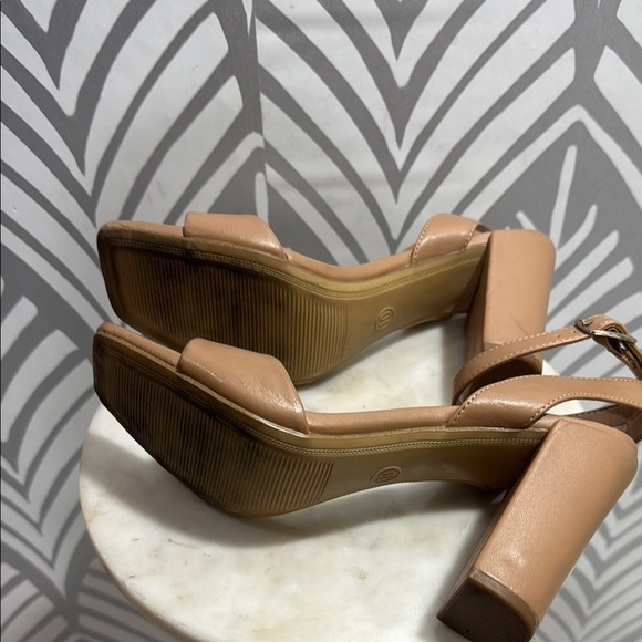 A New Day Tan Heels with Minimalist Design and Open Toe - Picture 5 of 6